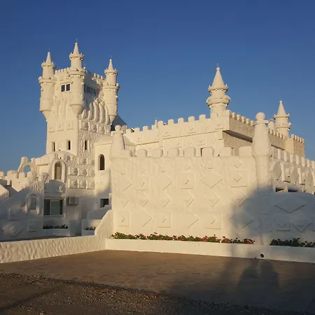 Snow White Castle Lägenhetshotell